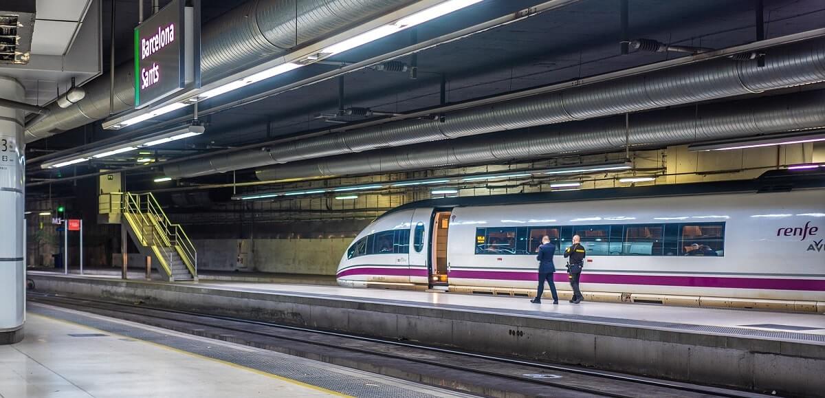 Transportation from Barcelona Airport to Sants Train Station
