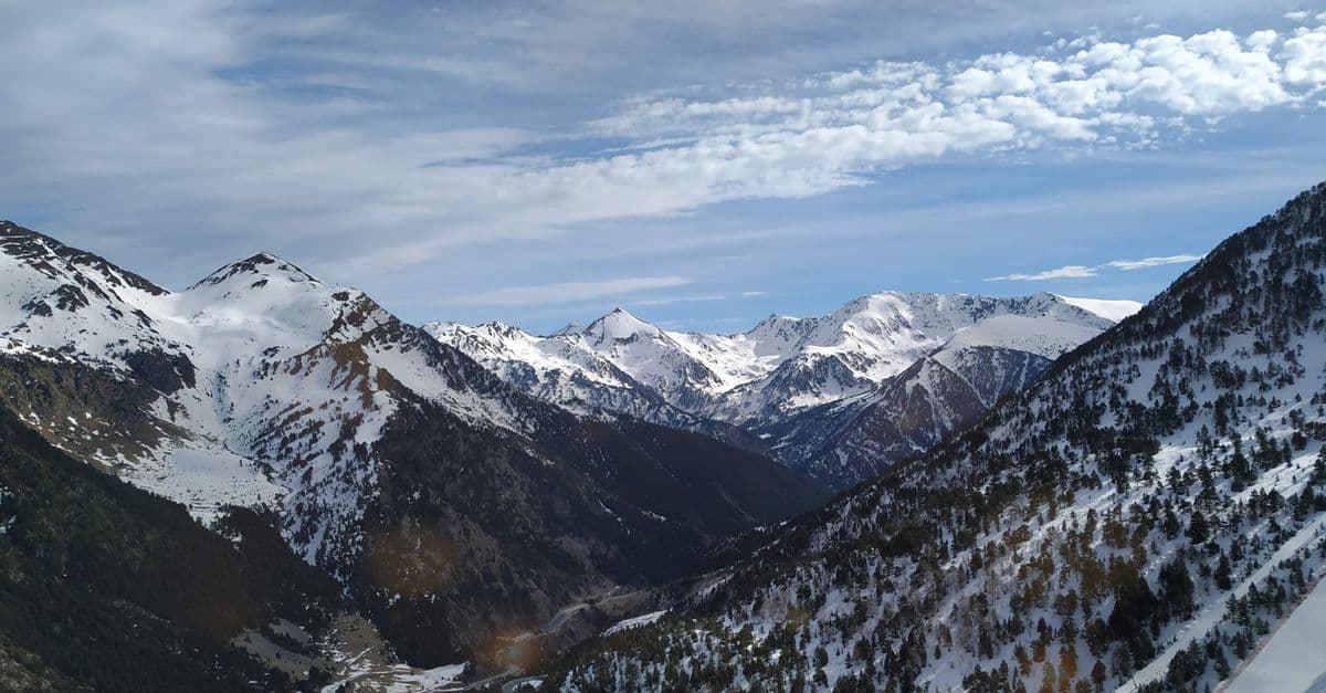 Barcelona Airport to Andorra: Coach, Transfer & Car (2026 Guide)