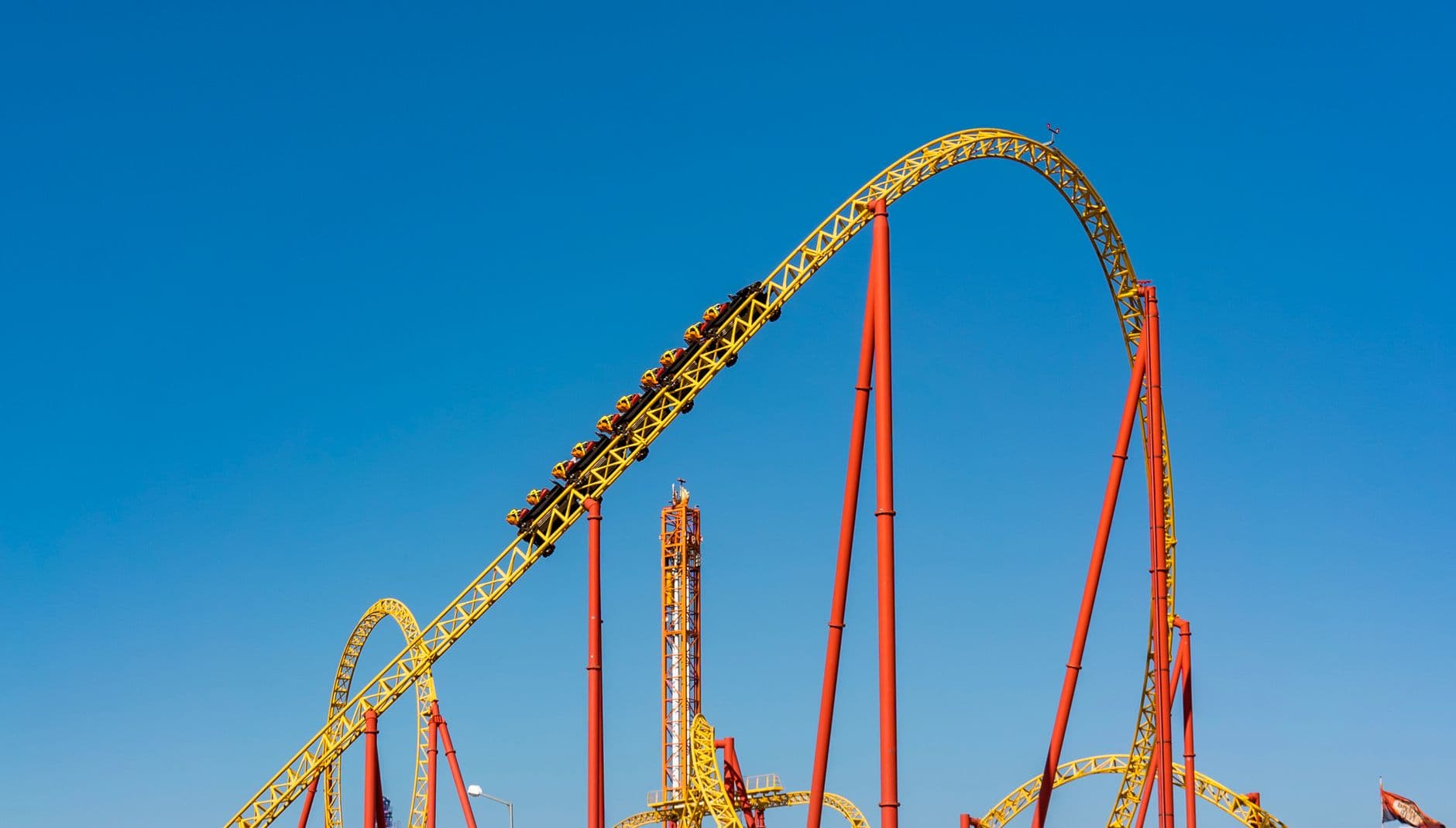 Barcelona Airport (BCN) to Salou and PortAventura: Bus, Train and Transfer Compared